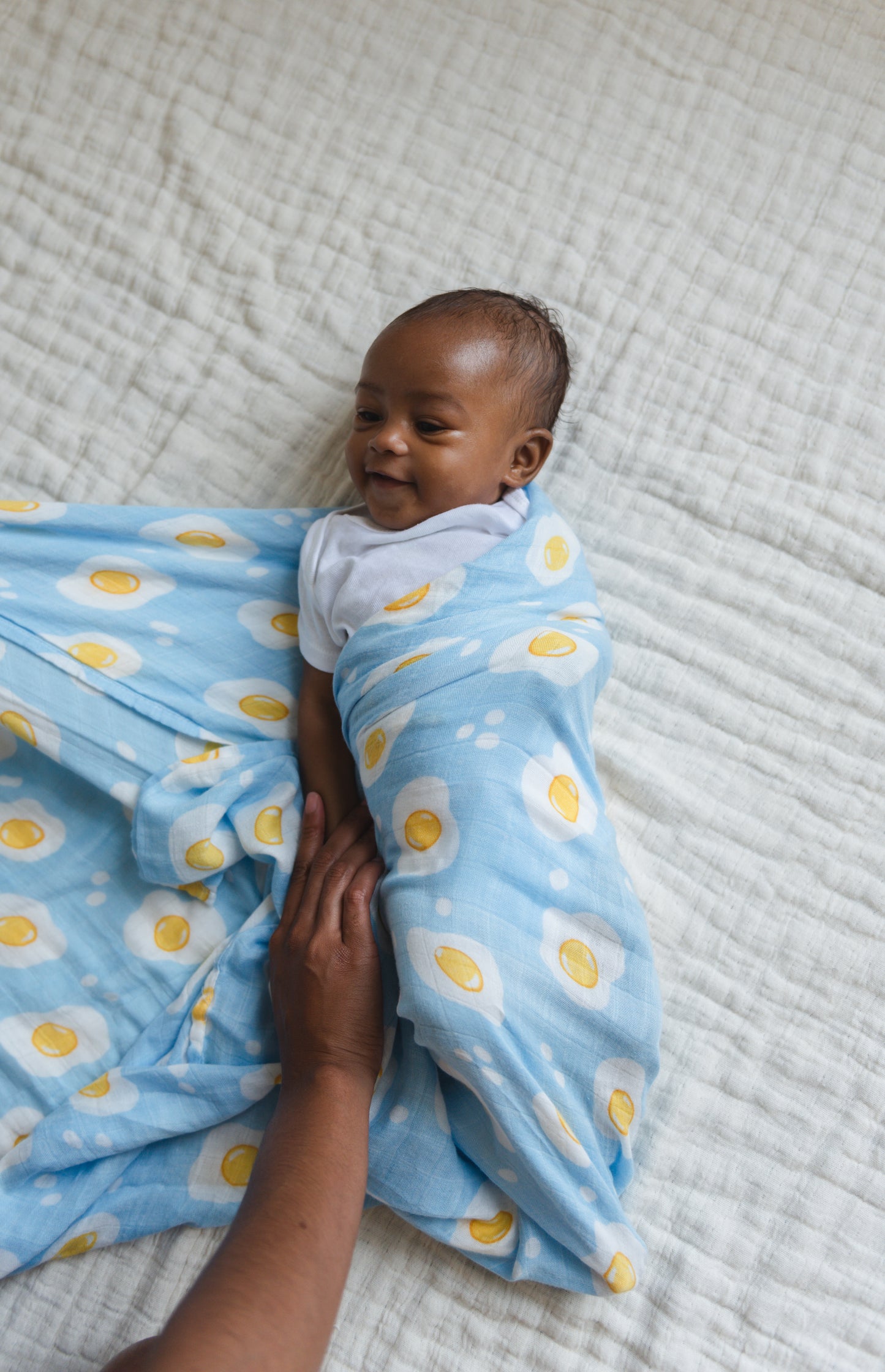 Supersoft Muslin Swaddle - Fried egg Sunny Side up